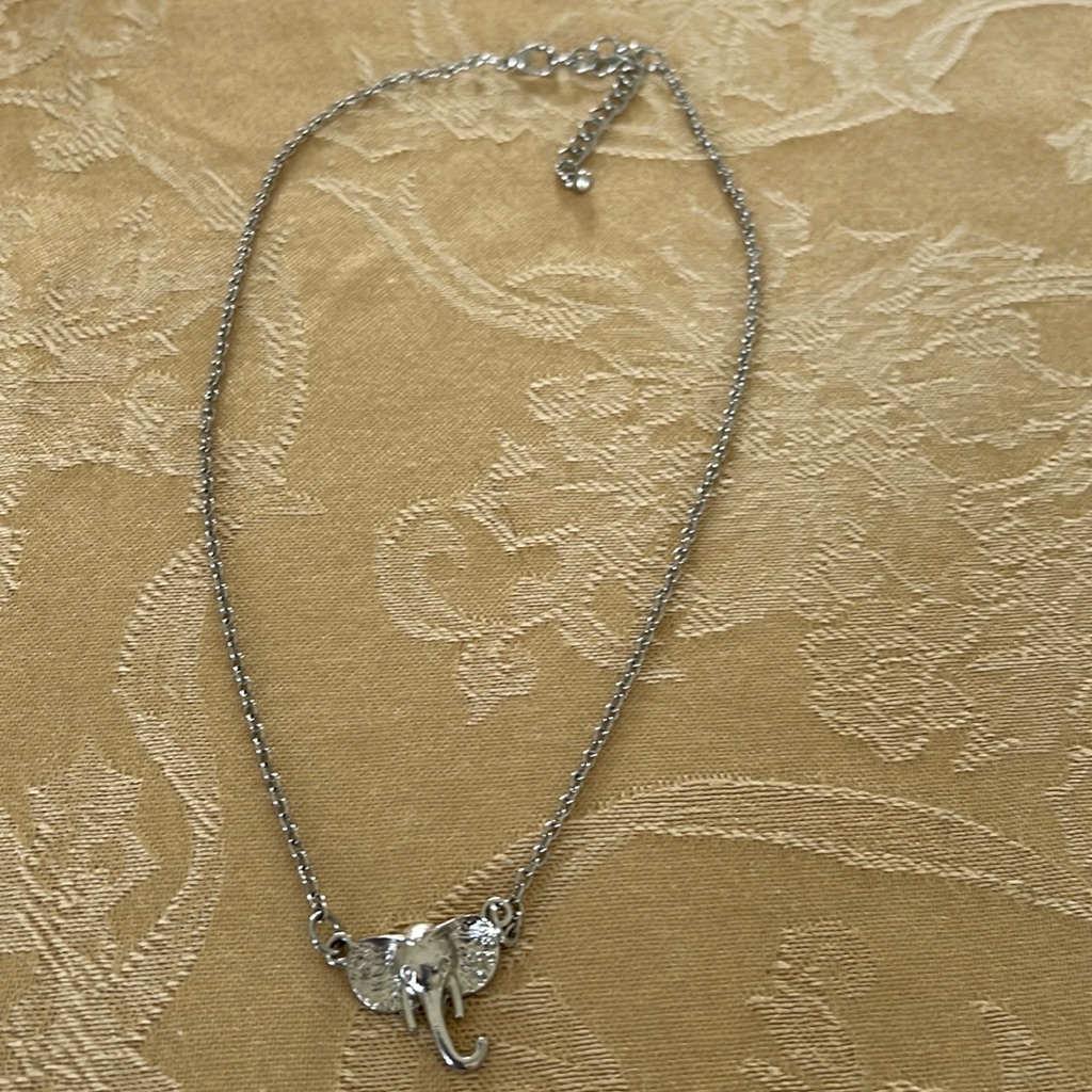 Elephant Neckless